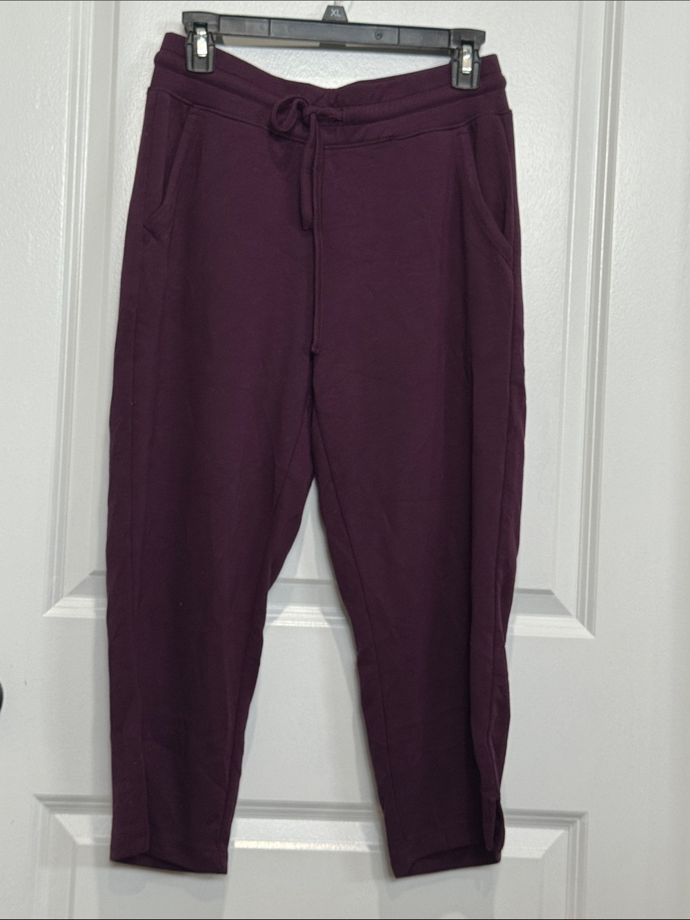 32 Degrees Cool Women's Plum Drawstring Jogger Capris